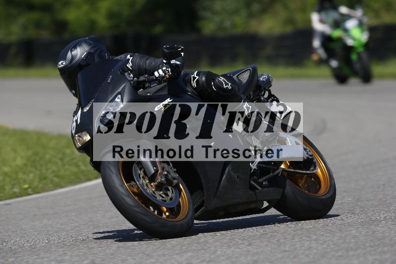 /Archiv-2024/29 12.06.2024 MOTO.CH Track Day ADR/Gruppe blau/81